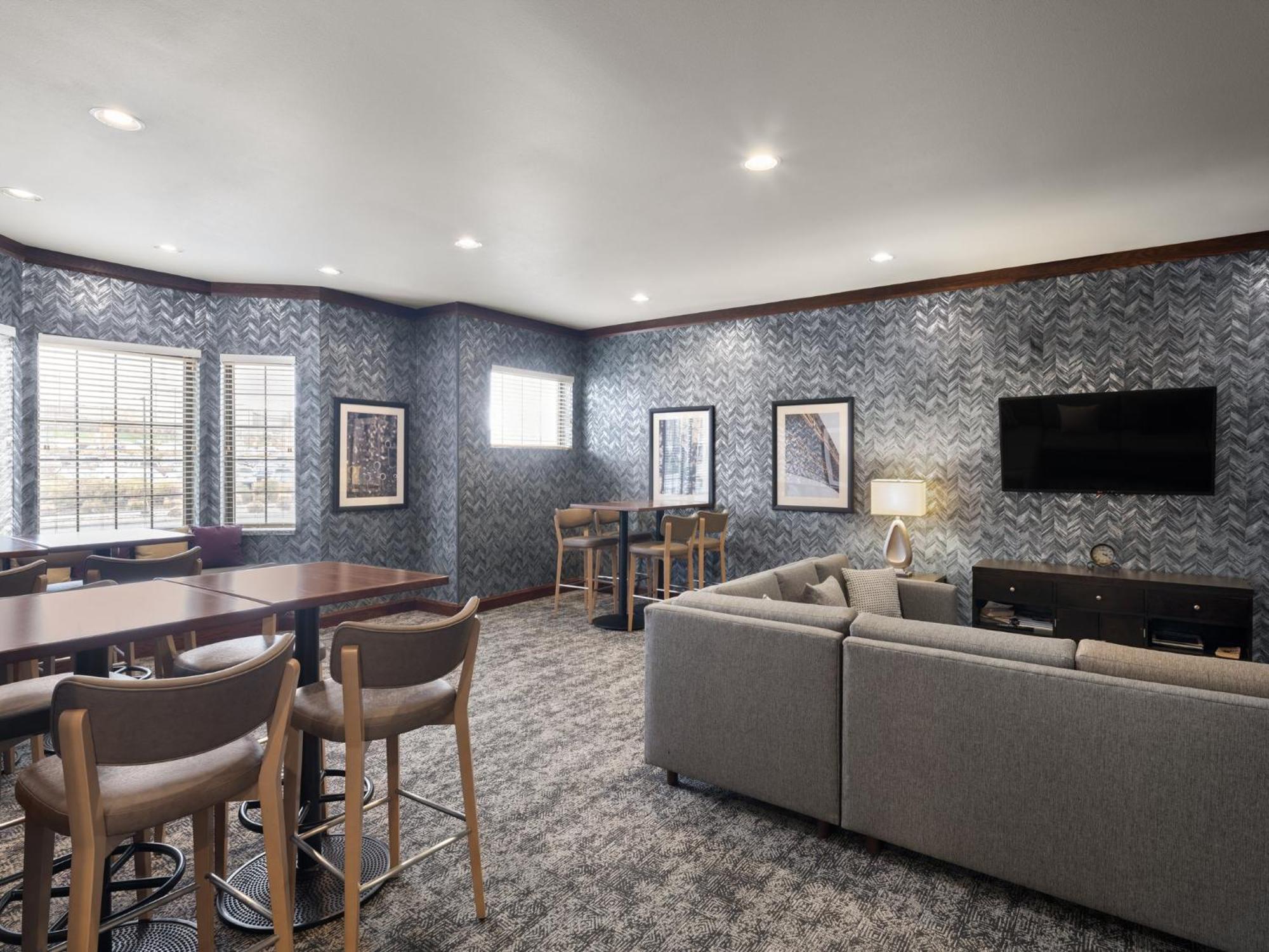 Staybridge Suites Midvale By Ihg Extérieur photo