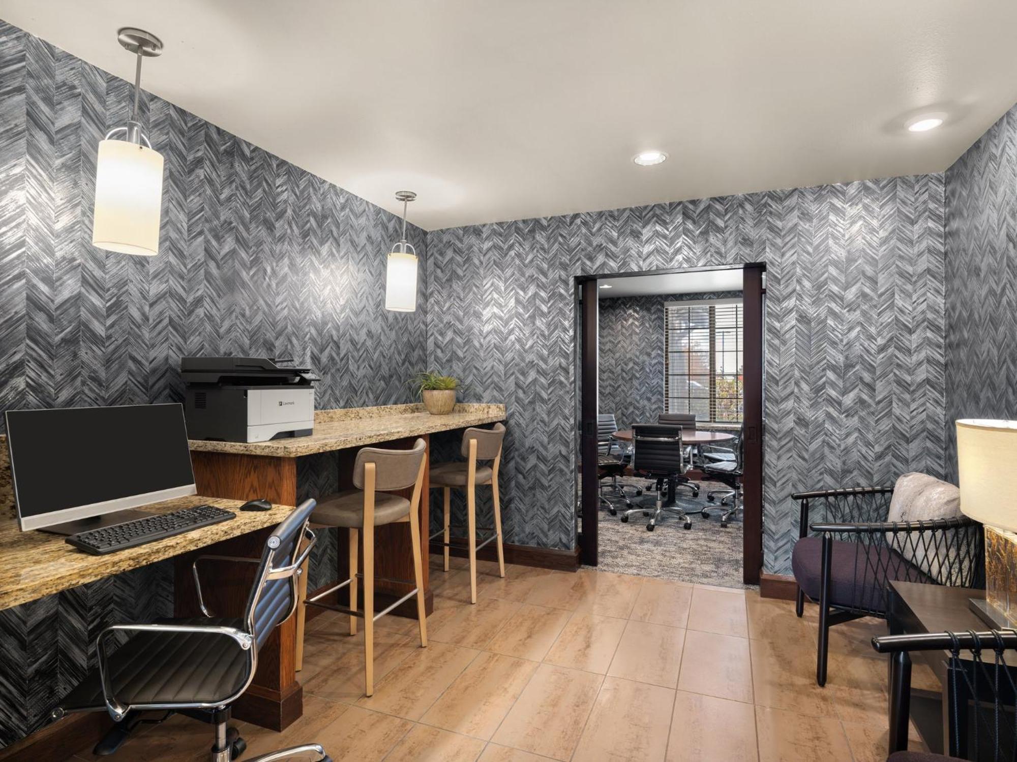 Staybridge Suites Midvale By Ihg Extérieur photo